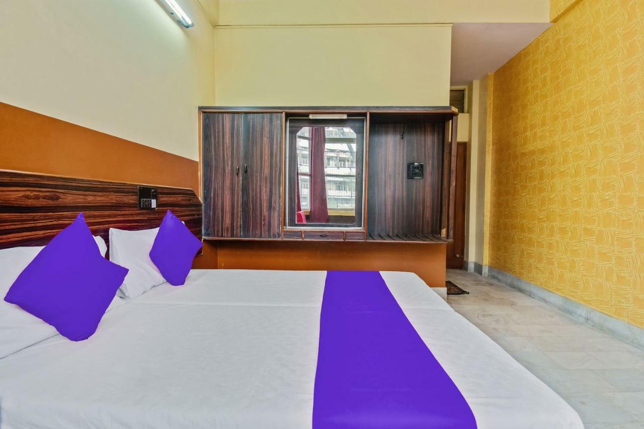 Spot On 48699 Hotel Pawansree Deluxe Lodge Бенґалуру Екстер'єр фото