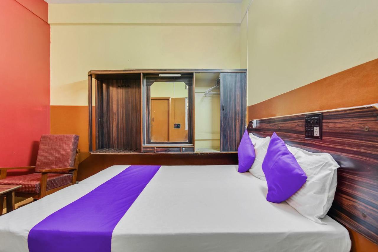 Spot On 48699 Hotel Pawansree Deluxe Lodge Бенґалуру Екстер'єр фото